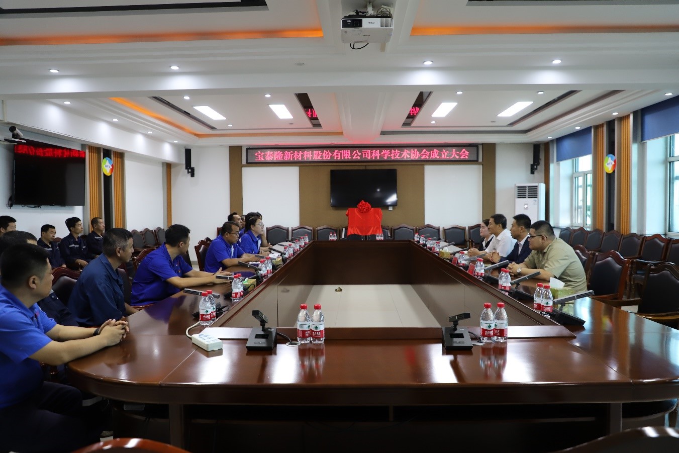 1694679984547775.jpg 01.jpg