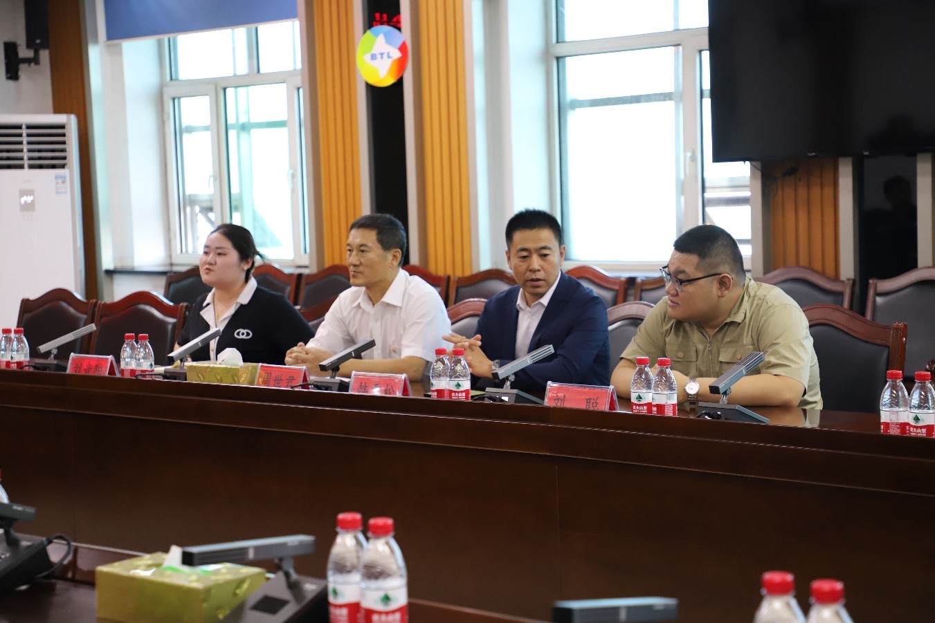 1694680004282972.jpg 03.jpg