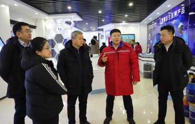 中國建設銀行黑龍江省分行黨委書記、行長王東一行到寶泰隆走訪調研